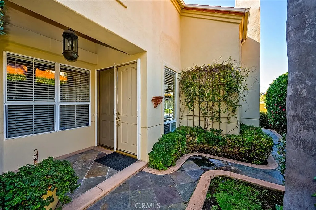 3 bed, 1869 sqft, $5,500 — Photo 4