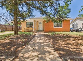 707 E New Mexico Ave, Sweetwater, TX 79556