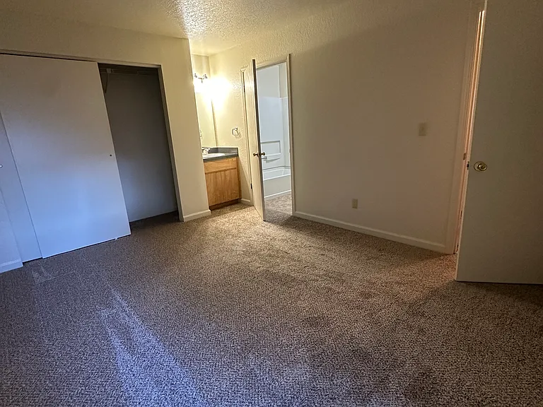 1201 S Central Ave #65 — Photo 13