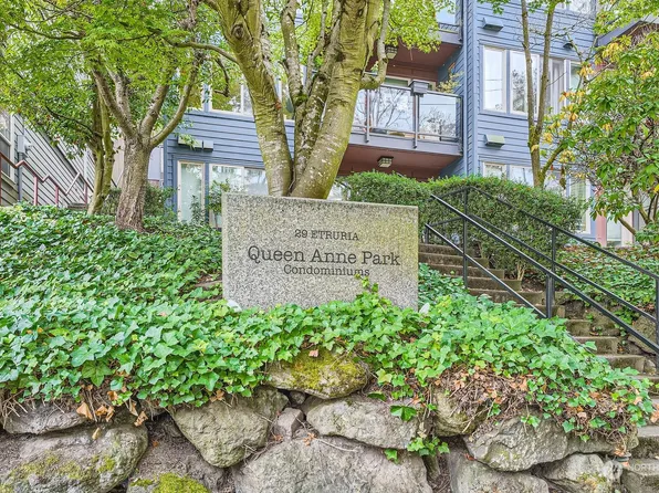 29 Etruria St #B407, Seattle, WA 98109