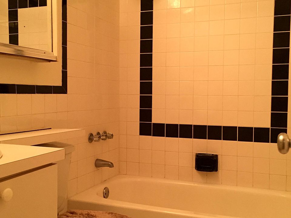1st image of 1300 Collins Ave Ofc 100