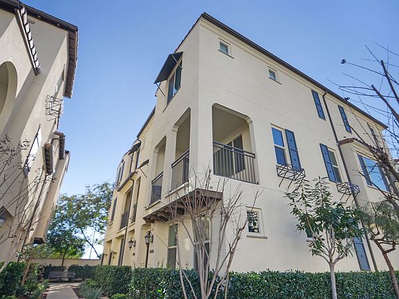2nd image of 21406 Dahlia Ct