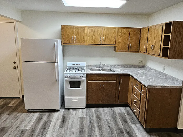 103 E Toledo St #B — Photo 1