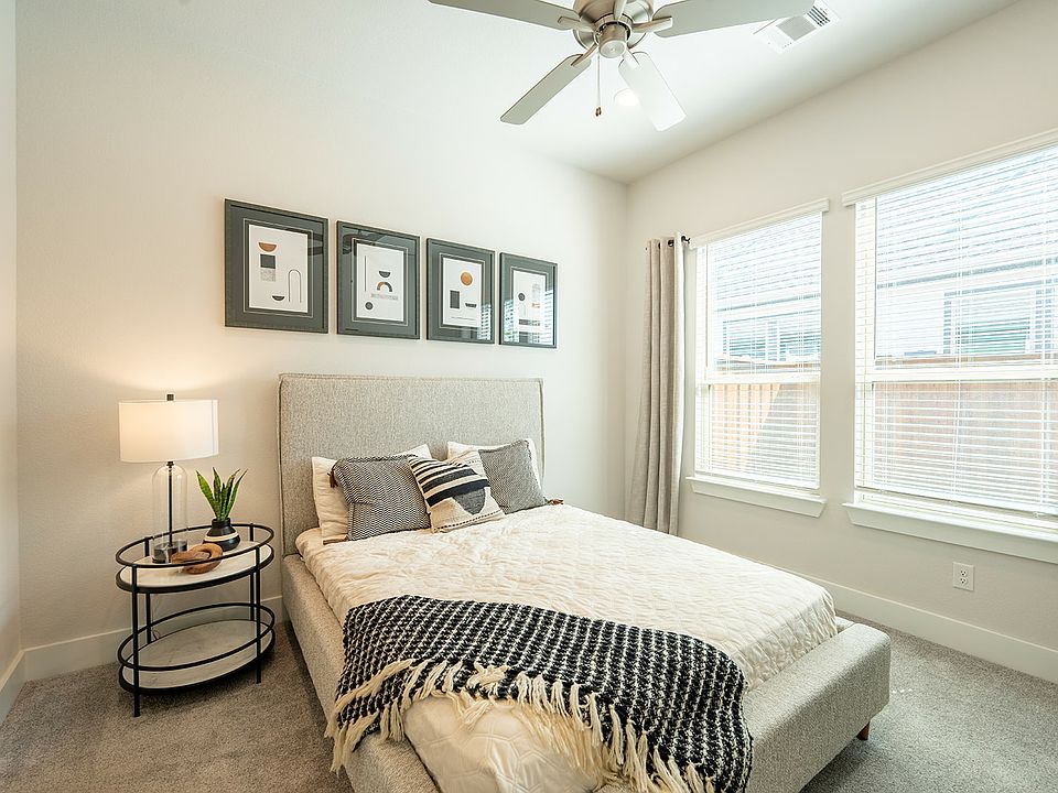 Mission Town Square 760 W Bedford Euless Rd Hurst TX Zillow