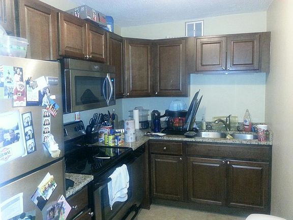 5th image of 5100 N Marine Dr APT 23F