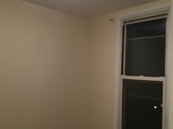 5th image of 3085 23rd St