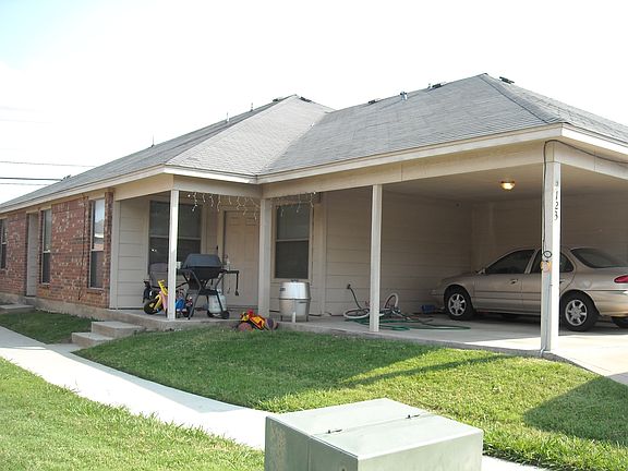 4th image of 2123 Ragland Rd