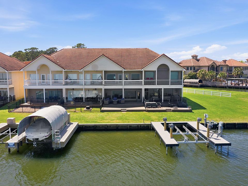 1st image of 2 Regency Point