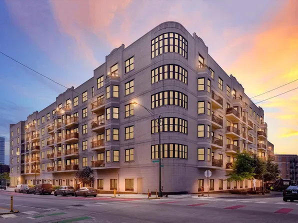 520 N Halsted St APT 307, Chicago, IL 60642