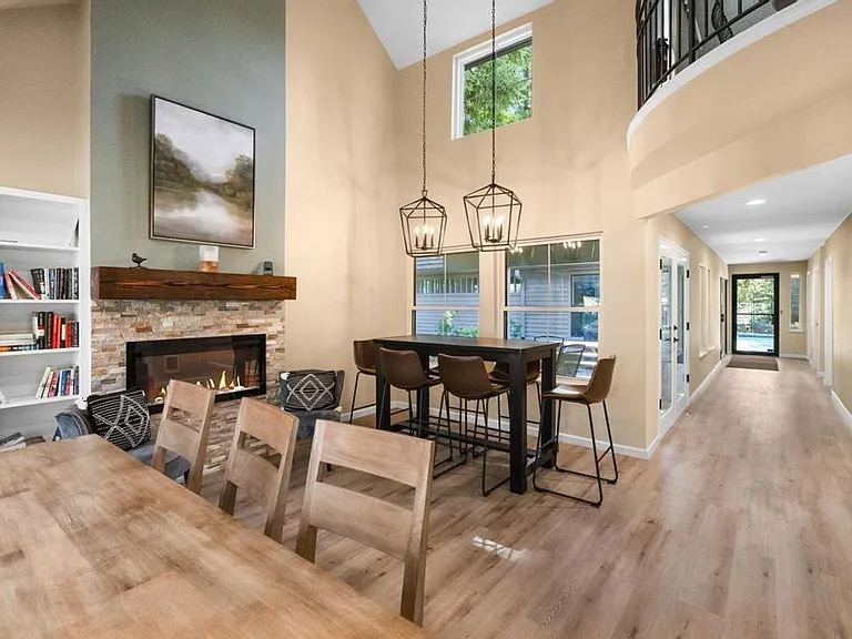 4000 Carman Dr #G108 — Photo 31