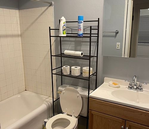 5th image of 6418 W Palmer St #2