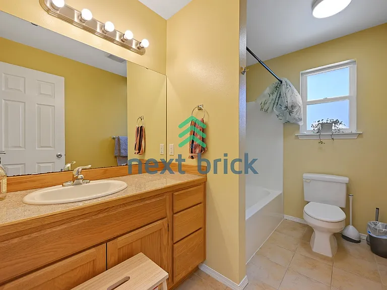4084 Letitia Ave S — Photo 20