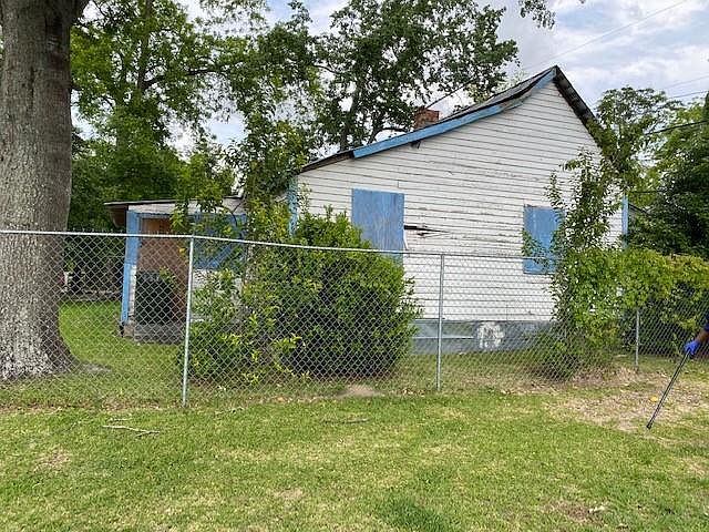2nd image of 113 Patten St