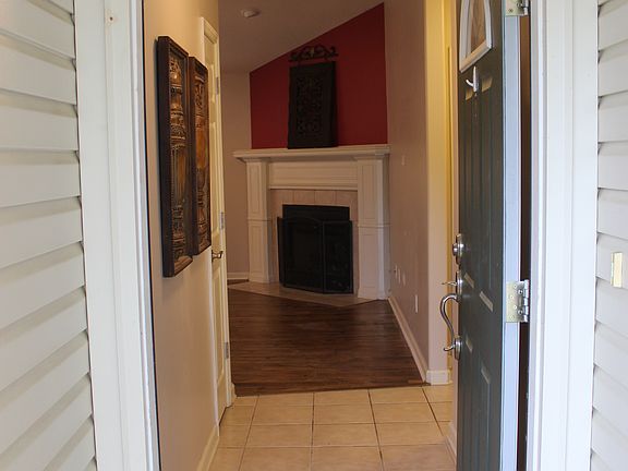 2nd image of 87 Cinnamon Dr