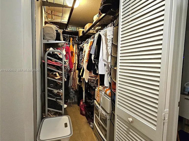 45 SE 5th St #1517 — Photo 25