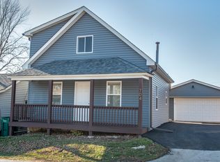 704 McCarthy St, Lemont, IL 60439