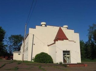 600 S Main St, Necedah, WI 54646
