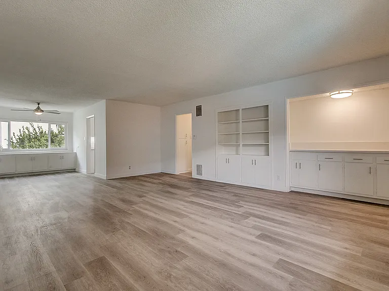 Ethel Avenue Apartments — Photo 40