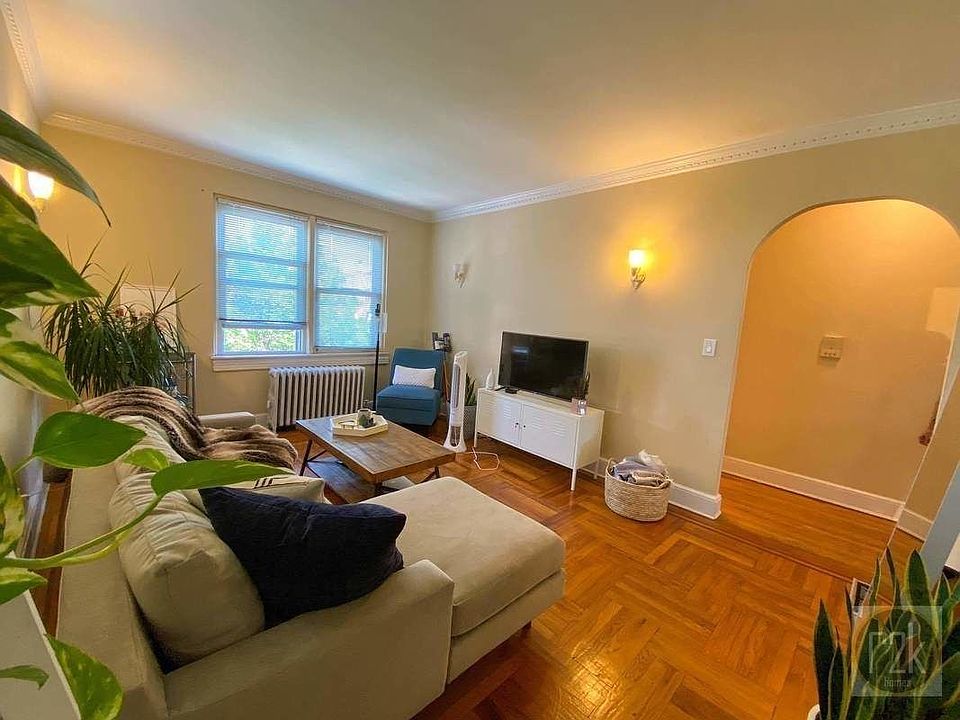 1st image of 32-02 24th Ave #2F