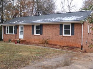 952 Canterbury Ct, Gastonia, NC 28052