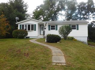 3 Knollwood Rd, Leicester, MA 01524
