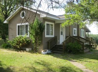 1912 Meadowview St, Gladwin, MI 48624