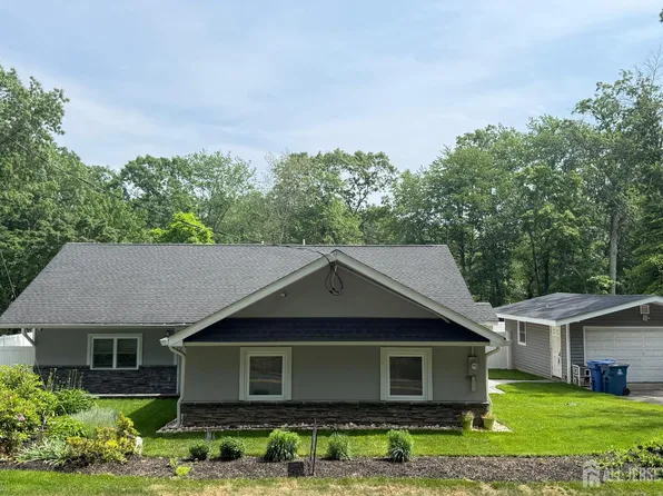 566 Ticetown Rd, Old Bridge, NJ 08857