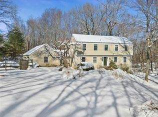 3 Holly Hill Ln, Katonah, NY 10536