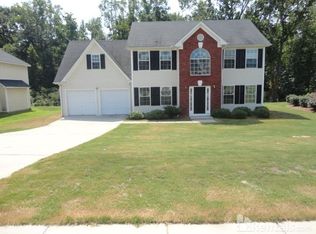4022 Castle Way, Fairburn, GA 30213