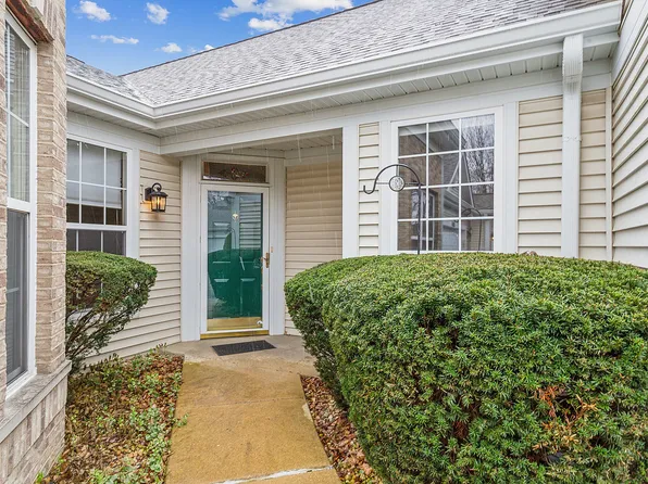 13236 S Bayberry Ln, Plainfield, IL 60544