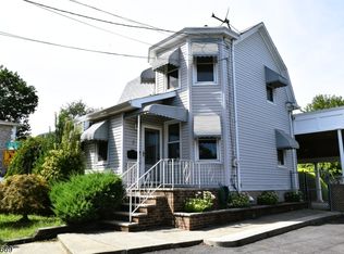 3 Linden Ave, Elmwood Park Boro, NJ 07407