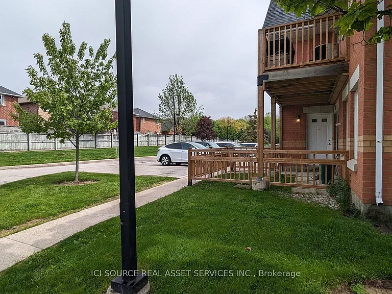 4140 Foxwood Dr #901 — Photo 2