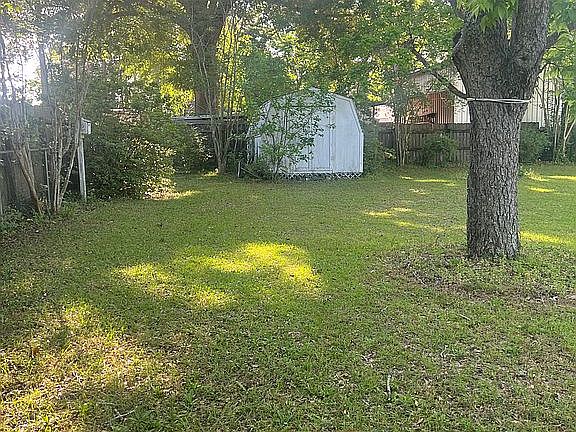 3rd image of 205 Radney St