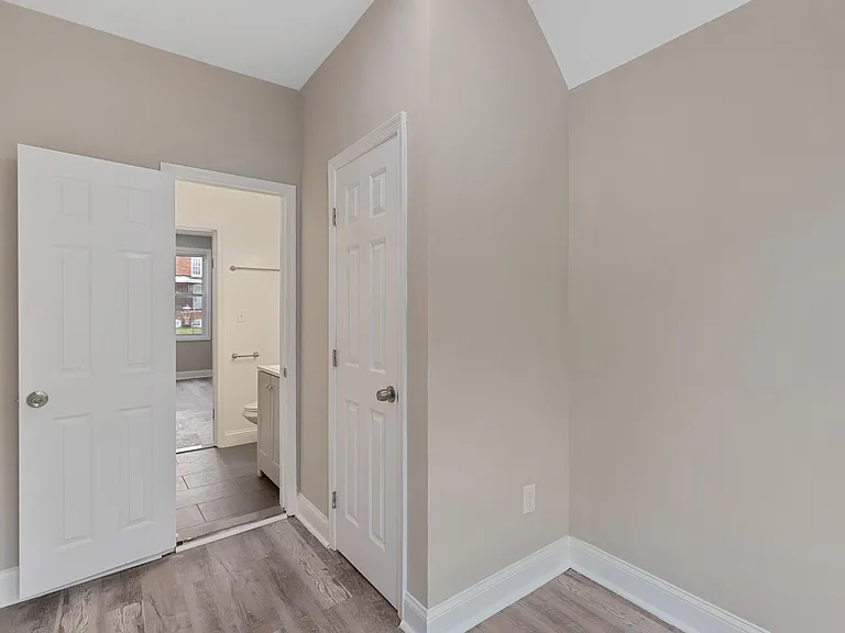206 S Hilton St — Photo 27