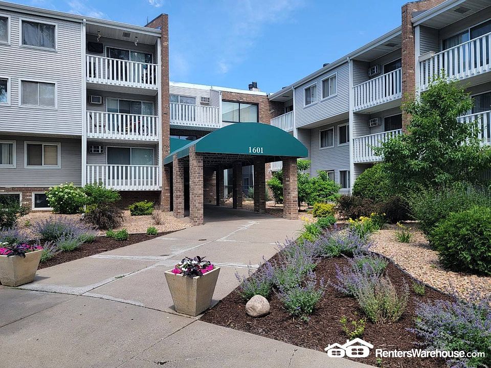 1st image of 1601 N Innsbruck Dr NE APT 317