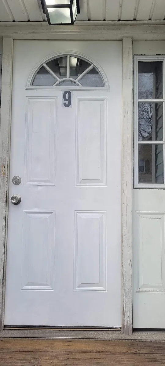 Front door - 9 Kinsley St