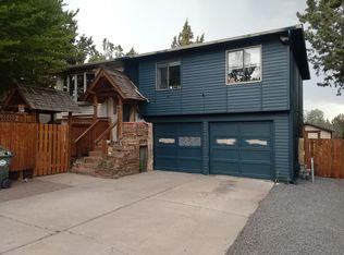 1954 NE Wells Acres Rd, Bend, OR 97701