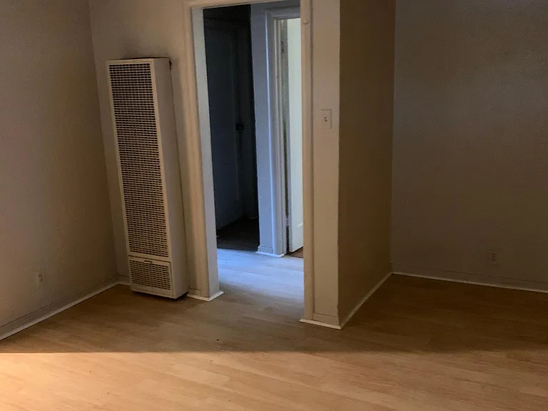 109 Maple St — Photo 8