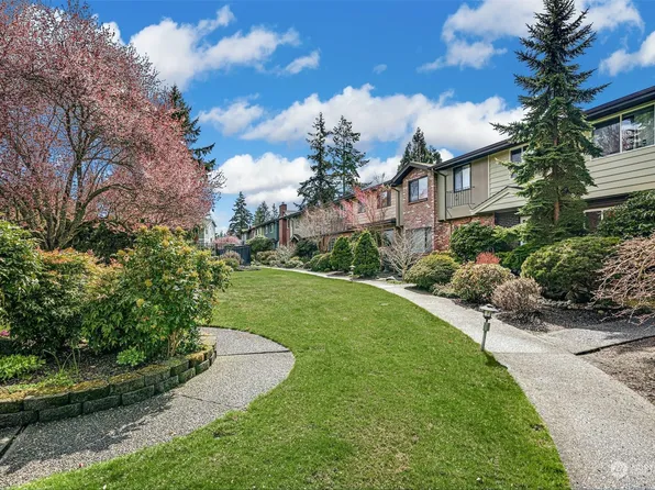 1551 NW 195th Street #7, Shoreline, WA 98177
