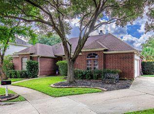 16031 Mountain Shadows Dr, Houston, TX 77084