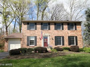 10225 Steamboat Landing Ln, Burke, VA 22015