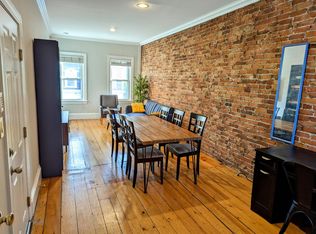 192 W 5th St #3, South Boston, MA 02127