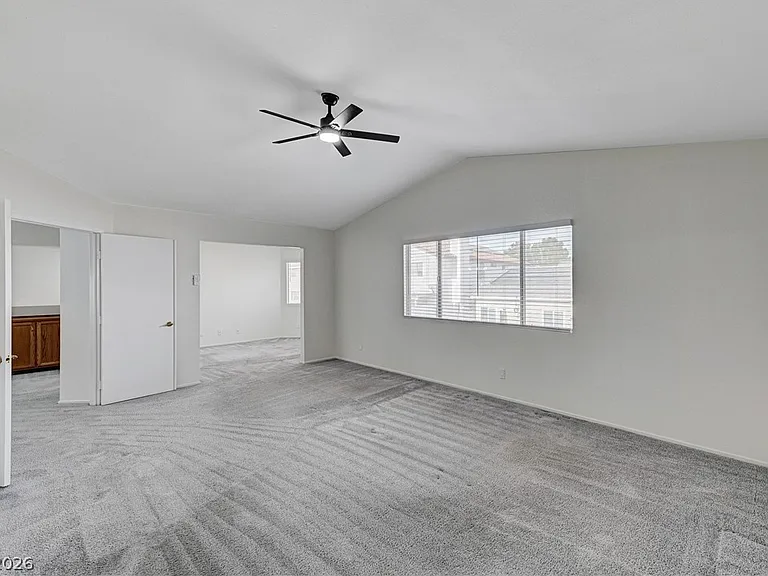 2920 Caressa Ct — Photo 35