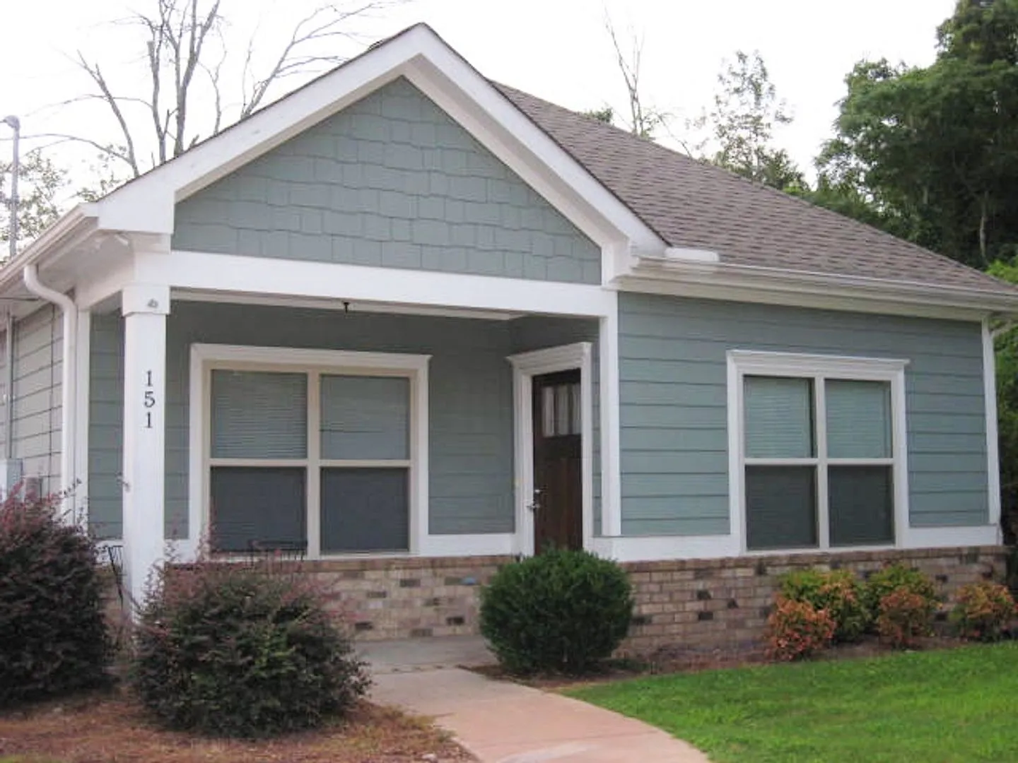 Two Bedroom Near Downtown Available! — Photo 1