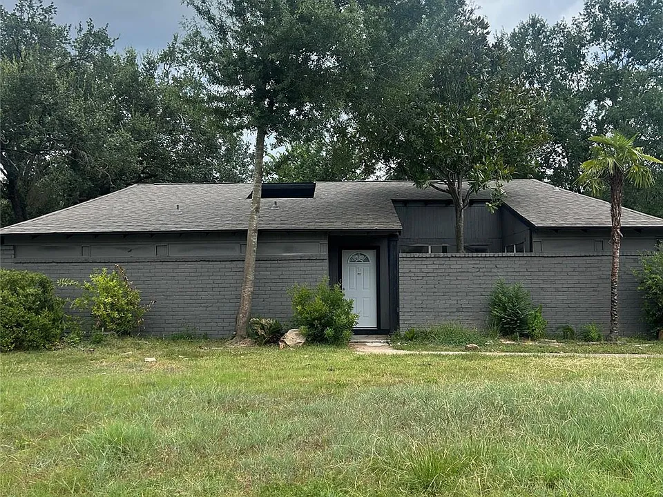 15811 Pathfield Dr