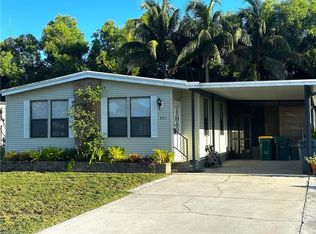 261 Ocean Reef Ln, Naples, FL 34114