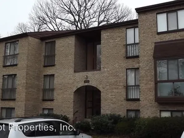 2052 Royal Fern Ct APT 1C, Reston, VA 20191