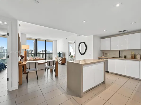 1600 NE 1st Ave APT 3408, Miami, FL 33132