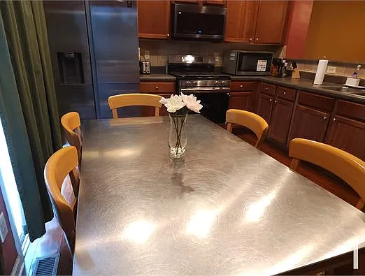 2232 Leicester Way SE — Photo 12