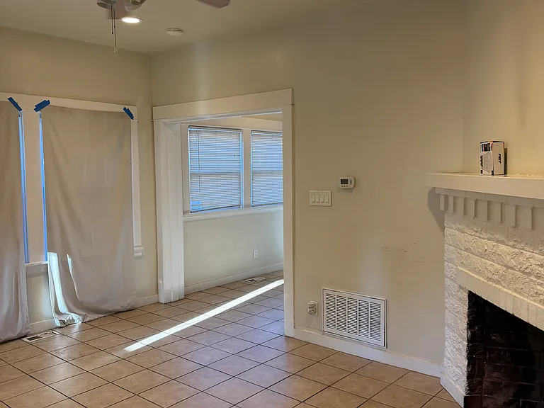 1363 Holly Dr — Photo 3